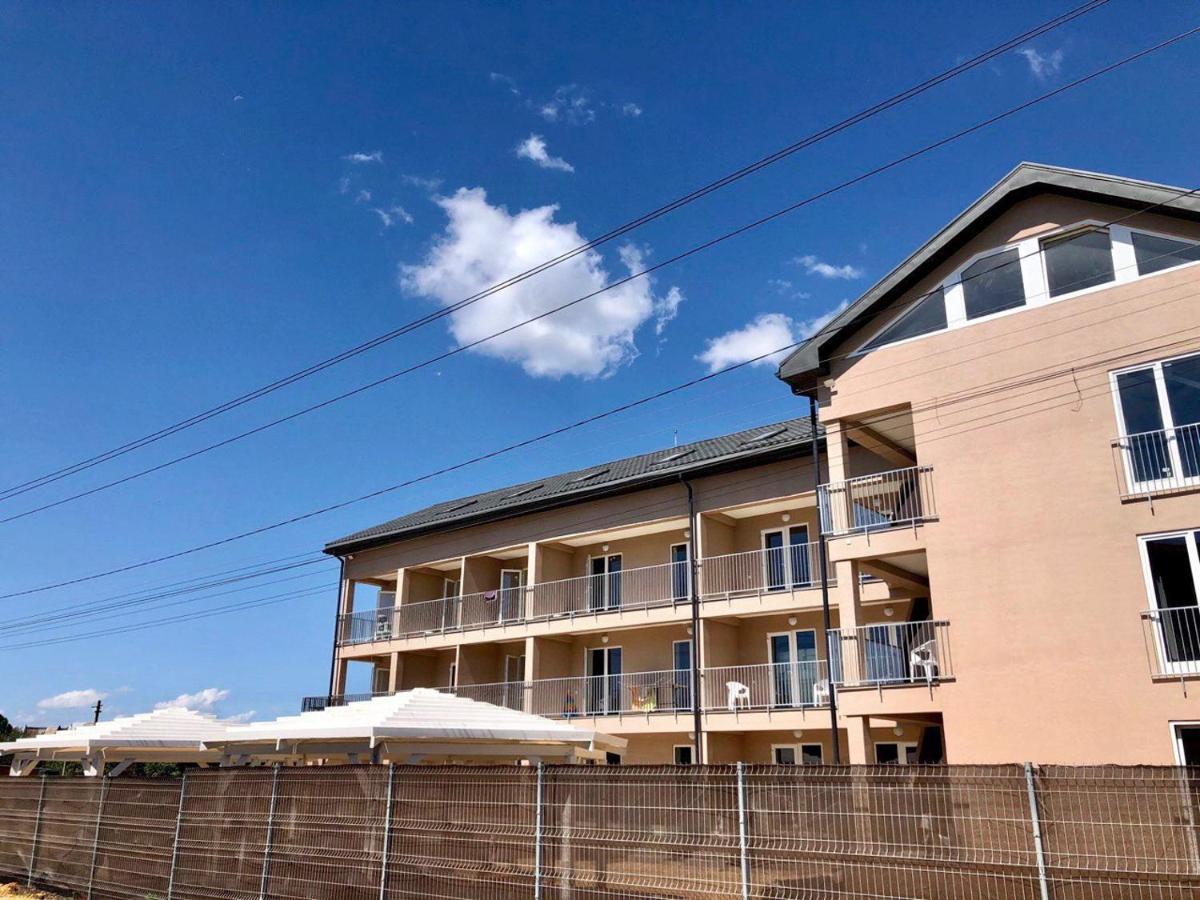 Family Hotel Hrîbivka Exterior foto